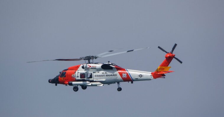 survivors-of-plane-crash-off-florida-were-stranded-on-a-life-raft-with-no-idea-if-help-was-coming