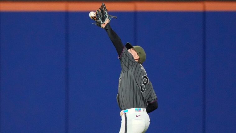mets-survive-carson-benge’s-brutal-error-against-yankees-in-subway-series