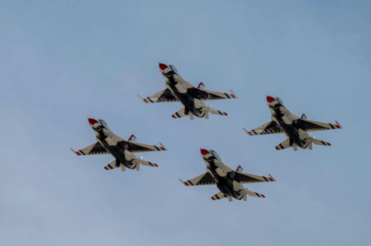 watch:-military-jets-collide-midair-at-idaho-air-show