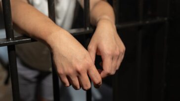 notorious-venezuelan-gang’s-alleged-leader-dragged-to-us-in-historic-first
