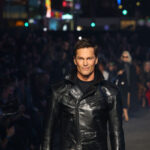 tom-brady-makes-catwalk-debut-at-gucci-fashion-show