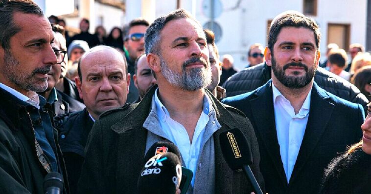 elections-in-andalusia-forecast-changes-in-spanish-politics:-socialists-are-way-down,-and-establishment-conservatives-set-to-go-into-governing-coalition-with-rightwing-vox-party
