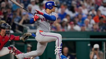 juan-soto-tells-the-post-why-his-nationals-park-receptions-are-different-from-yankee-stadium