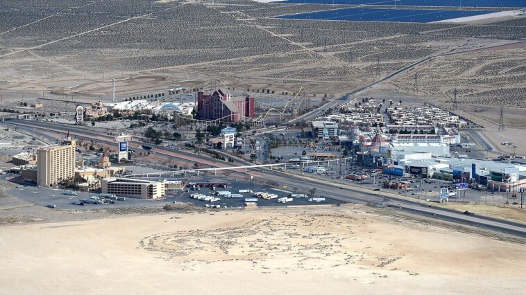 final-casino-resort-closure-marks-end-of-era-for-once-booming-nevada-town