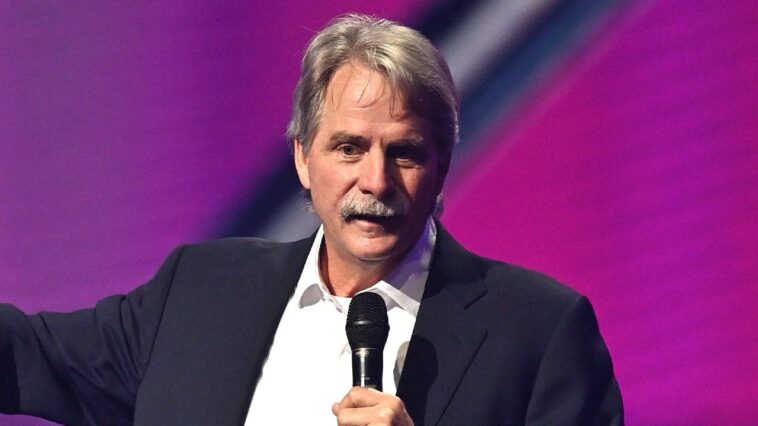 jeff-foxworthy-brings-decades-of-comedy-wisdom-to-new-fox-nation-special-premiering-this-june