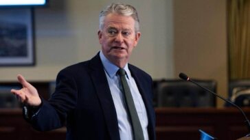 idaho-democrats-choose-small-business-owner-in-uphill-race-against-incumbent-gop-governor