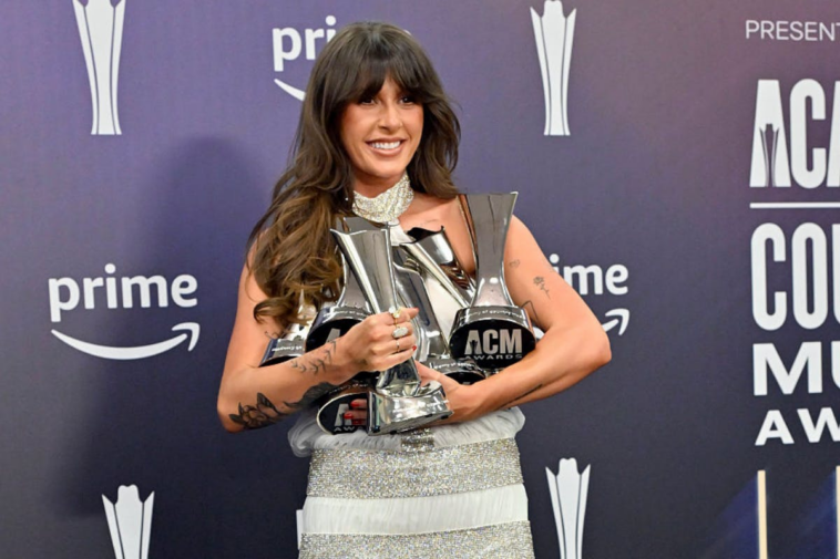 country-music’s-hottest-star-keeps-pointing-back-to-god