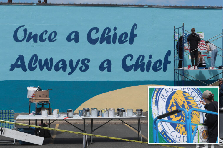 massapequa-students-defiantly-paint-huge,-lasting-chiefs-message-in-defiance-of-gov.-hochul:-‘always-a-chief’