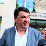 uk-police-apologize-to-‘father-ted’-creator-graham-linehan-for-arrest-over-trans-social-media-posts