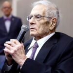 fmr-dem-rep-barney-frank,-sharp-tongued-liberal-trailblazer,-dodd-frank-co-author-dies