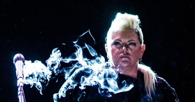 singer-natalie-maines-attacks-‘fugly-slut’-trump’s-$1.7b-fund-to-compensate-biden-victims:-‘using-your-gas-money-to-pay-the-insurrectionists’