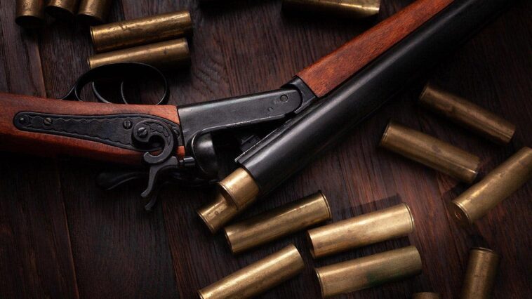 mexican-sports-journalist-robbed-at-gunpoint-during-live-report