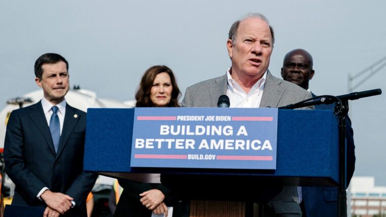 former-detroit-mayor-blows-governor’s-race-wide-open-in-surprise-move