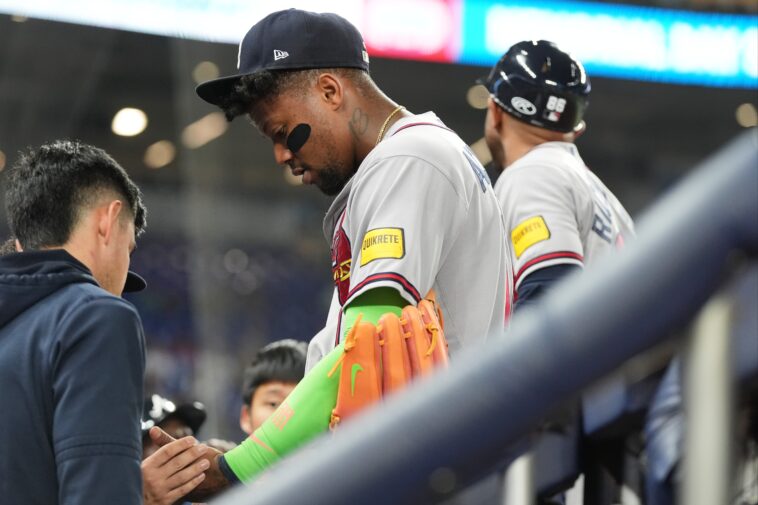 ronald-acuna-jr.-exits-game-with-thumb-issue-in-latest-braves-concern