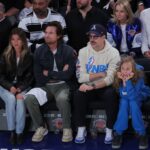 jason-sudeikis,-jason-bateman,-chris-rock-lead-knicks-cadre-on-celebrity-row-for-game-2-vs.-cavs