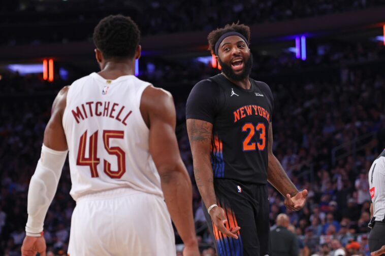 mitchell-robinson-brutal-knicks-free-throw-shooting-making-him-unplayable
