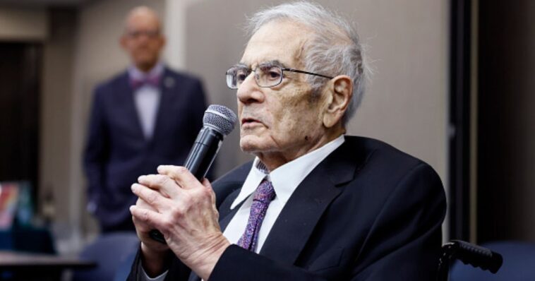 liberal-barney-frank-called-out-the-far-left-on-his-deathbed
