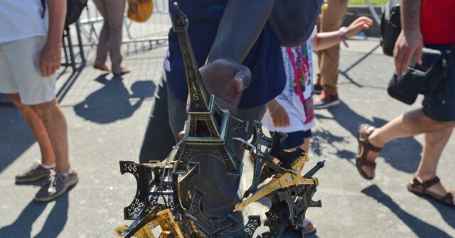 new-france:-one-in-three-people-either-foreign-born-or-descendant-of-immigrants