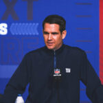 giants-keep-general-manager-joe-schoen,-agreeing-to-multi-year-extension-with-exec