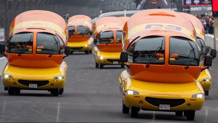 for-the-second-straight-year,-wienie-500-electrifies-a-hungry-nation-as-indy-500-appetizer