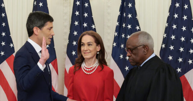 kevin-warsh-sworn-in-as-federal-reserve-chairman-in-east-room-ceremony