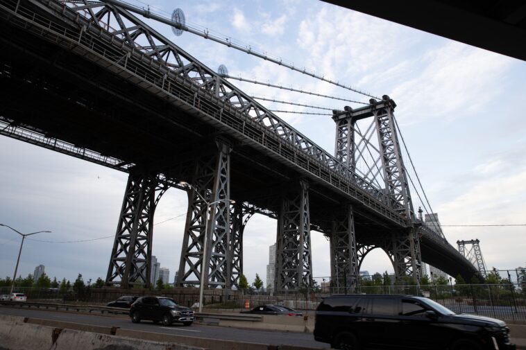 14-year-old-killed,-another-teen-critical-after-williamsburg-bridge-subway-surfing-stunt
