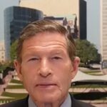 blumenthal:-president-trump-is-the ‘grifter-in-chief’