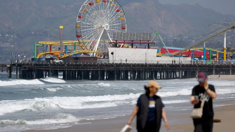 unsafe-water-warning-issued-for-one-of-america’s-most-visited-beach-destinations