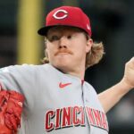 reds-all-star-pitcher-andrew-abbott-proposes-to-cincinnati-tv-anchor-girlfriend