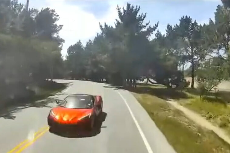 heart-stopping-dashcam-footage-shows-corvette-smash-head-on-into-packed-tour-bus-on-scenic-california-stretch