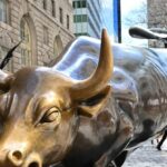 toyota-hybrid-explodes-in-flames-near-wall-street’s-charging-bull-statue