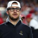 johnny-manziel-picks-up-mma-victory-with-first-round-win-over-social-media-influencer