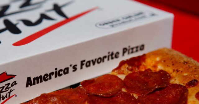 video-—-‘a-lot-of-feel-good’:-franchisee-goes-old-school-for-‘pizza-hut-classic’-locations