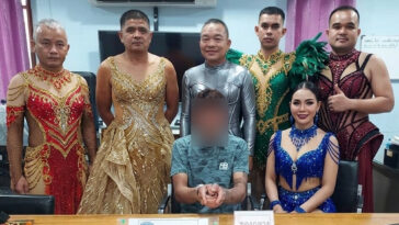 male-cops-cross-dress-as-sexy-dancers-to-catch-suspect,-post-hilarious-pic:-‘21-jump-street-at-play’