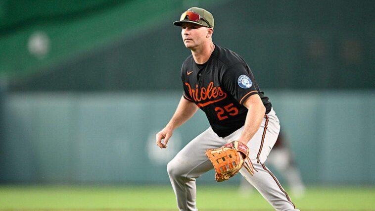 orioles-star-pete-alonso-commits-embarrassing-error-while-trying-to-pull-off-sneaky-double-play-against-tigers