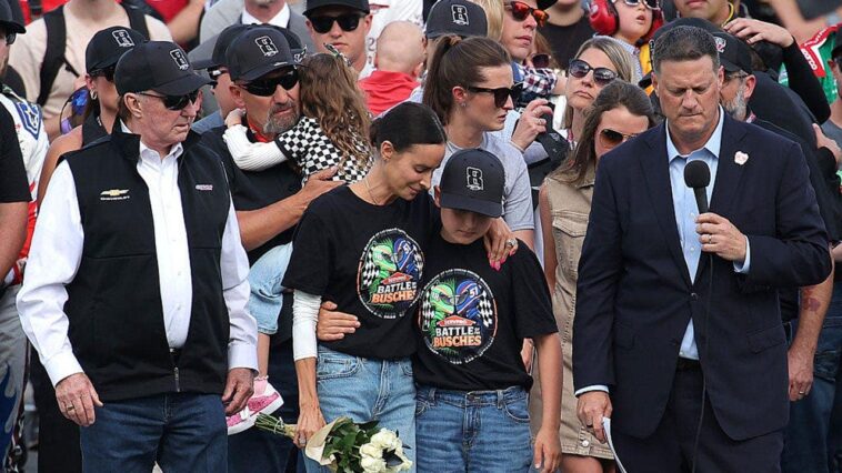 kyle-busch’s-family-surrounded-by-drivers-and-team-owners-during-heartfelt-coca-cola-600-ceremony