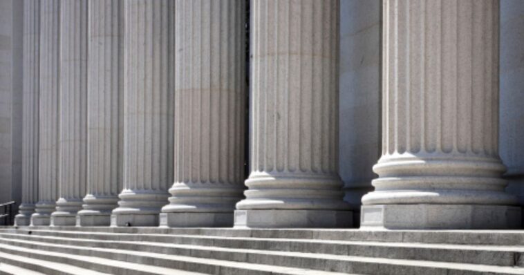 gop-swing-state-justices-sweep-in-rare-midterm-setback-for-democrats