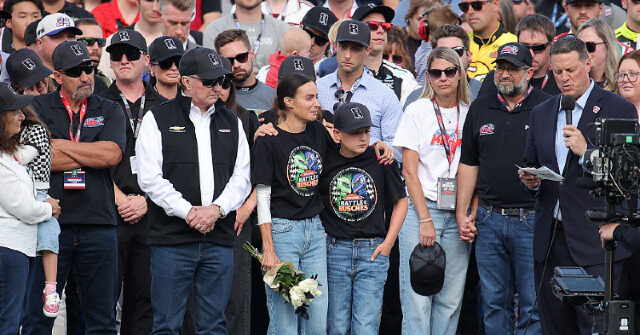 nascar-holds-emotional-tribute-for-kyle-busch-at-coca-cola-600