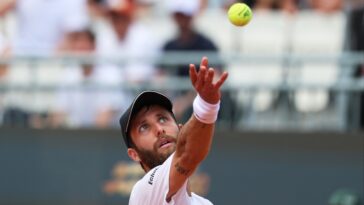 corentin-moutet-vs.-vit-kopriva-prediction:-french-open-odds,-picks,-prediction