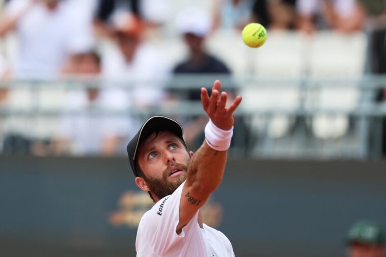 corentin-moutet-vs.-vit-kopriva-prediction:-french-open-odds,-picks,-prediction