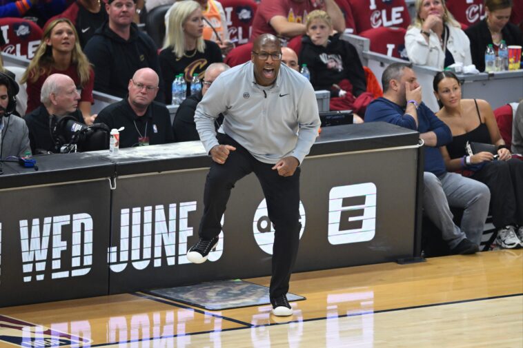 mike-brown-proved-every-last-doubter-so-wrong-after-being-far-from-knicks’-first-choice