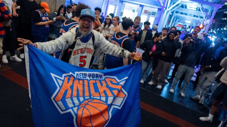 knicks-fans-send-nyc-into-chaos-after-franchise-reaches-first-nba-finals-since-1999