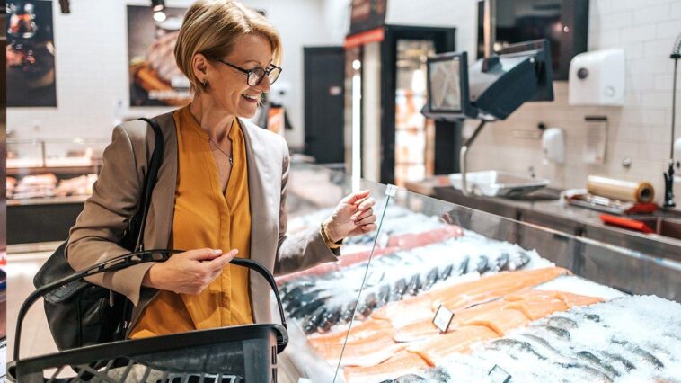is-farm-raised-fish-really-worse-than-wild-caught-seafood?-experts-sound-off