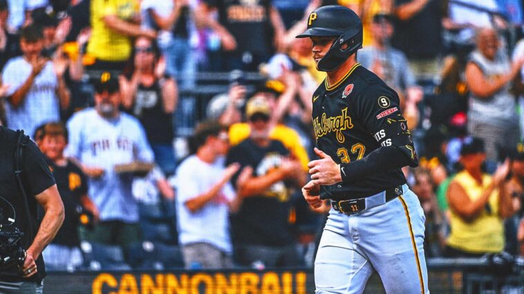 henry-davis-plays-hero-as-pirates-hand-sliding-cubs-ninth-consecutive-loss
