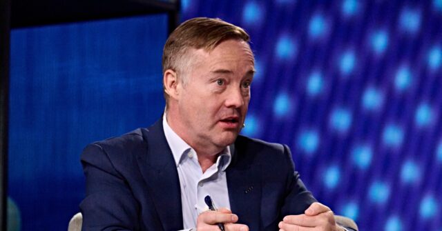 tech-investor-wants-americans-to-accept-more-migration-and-more-ai