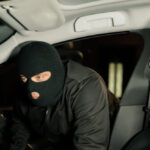 alleged-burglar-surrenders-after-woman-puts-him-in-leg-lock