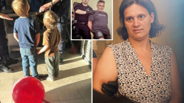 mom-accused-of-abandoning-blindfolded-sons-in-woods-arrested-—-while-casually-lounging-at-a-cafe