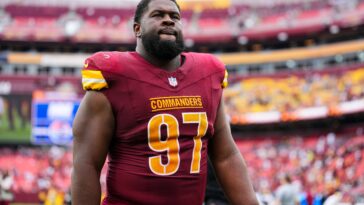 giants-working-out-eddie-goldman-after-devastating-defensive-line-injury