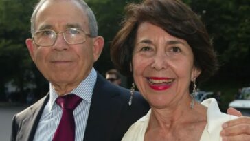 donald-newhouse,-billionaire-newspaper-mogul-and-heir-to-media-empire,-dead-at-96