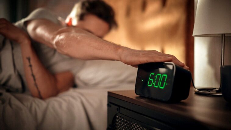 sleep-doctor-reveals-the-brutal-health-downside-of-daylight-saving-time